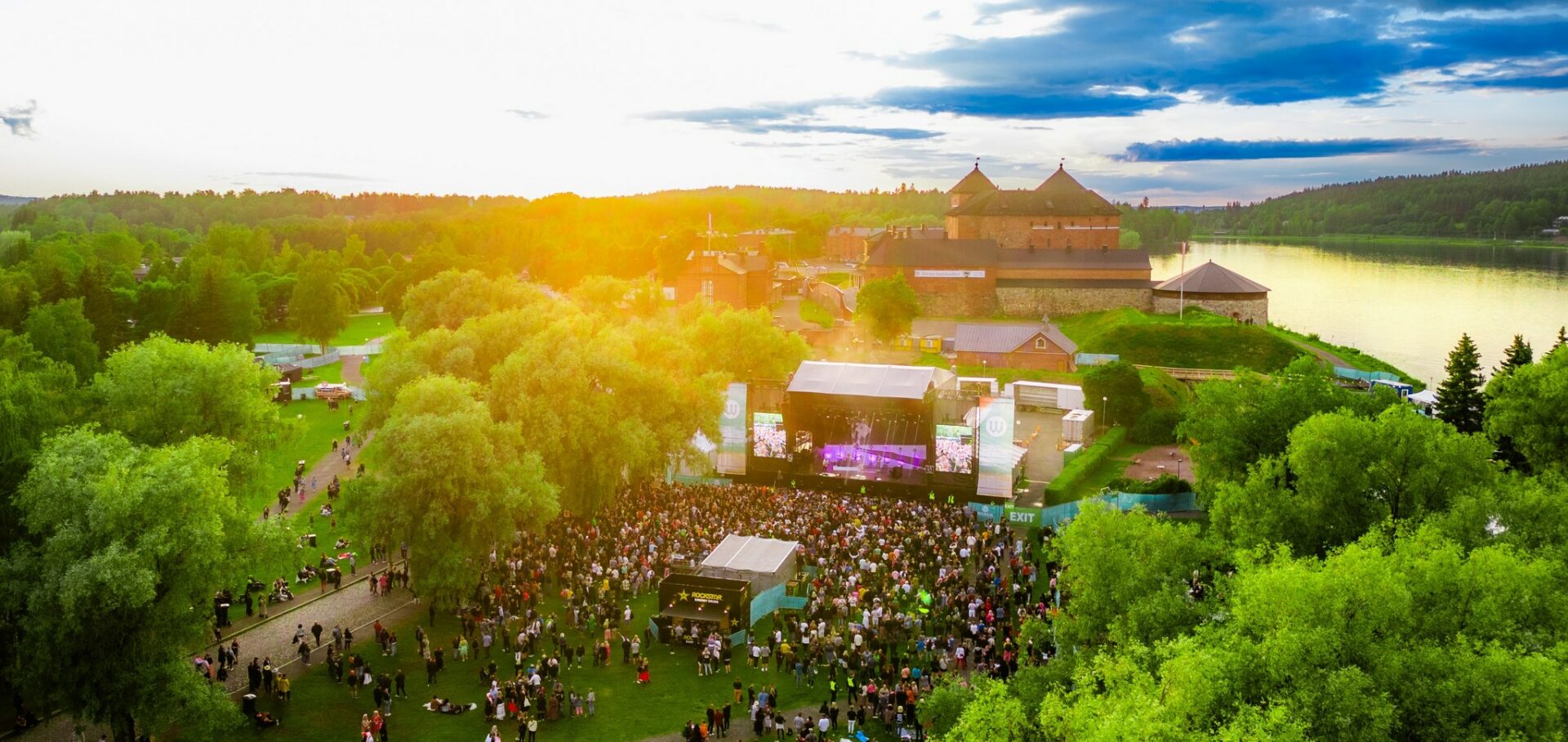 Laaja yleiskuva Wanaja Festivalista.