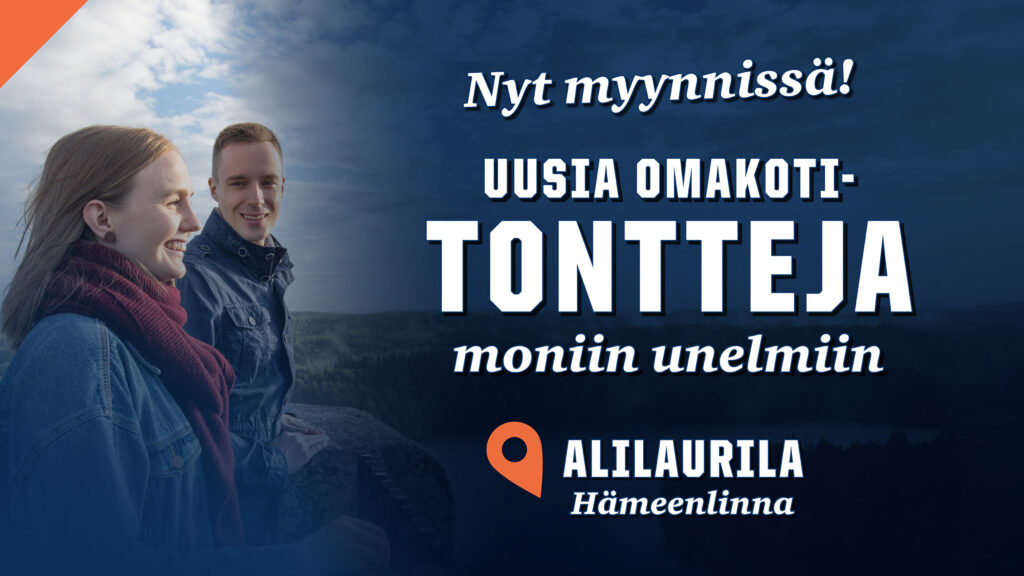 Kaksi nuorta katsoo Hämeenlinnan Aulangolla tulevaisuuteen ja suunnittelee unelmatalonsa uusille Hämeenlinnan Alilaurilan tonteille